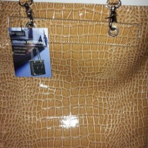 Ultimate Tote from Accessory Street